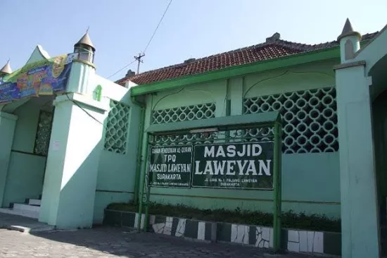 Masjid Laweyan | Jl. Liris No.1 , Pajang, Laweyan, Kota Surakarta